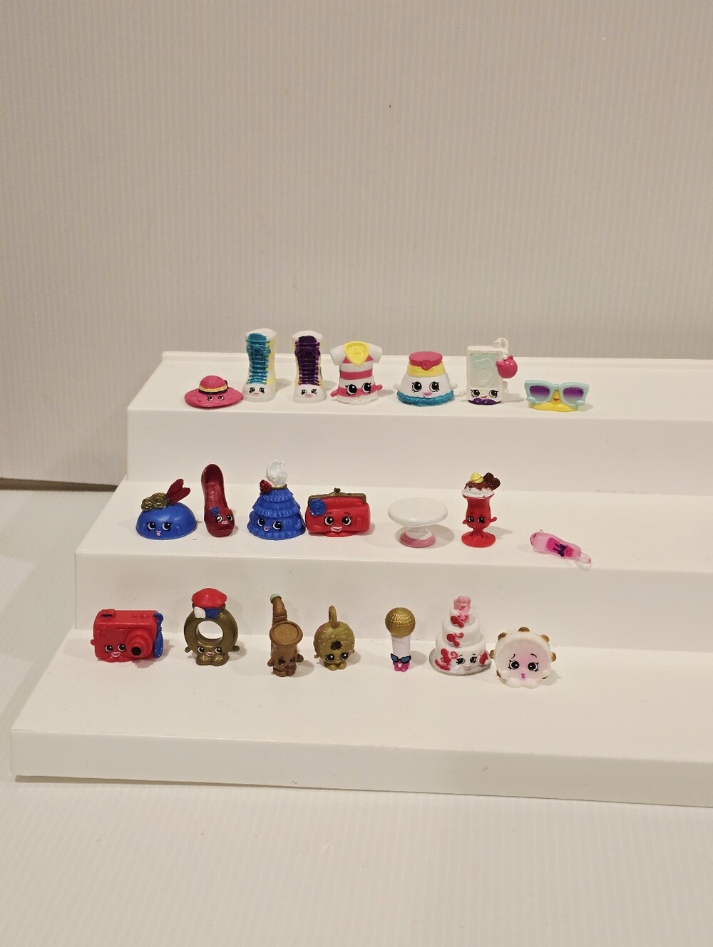 Shopkins Fashion Spree and Wedding Party Figure Set